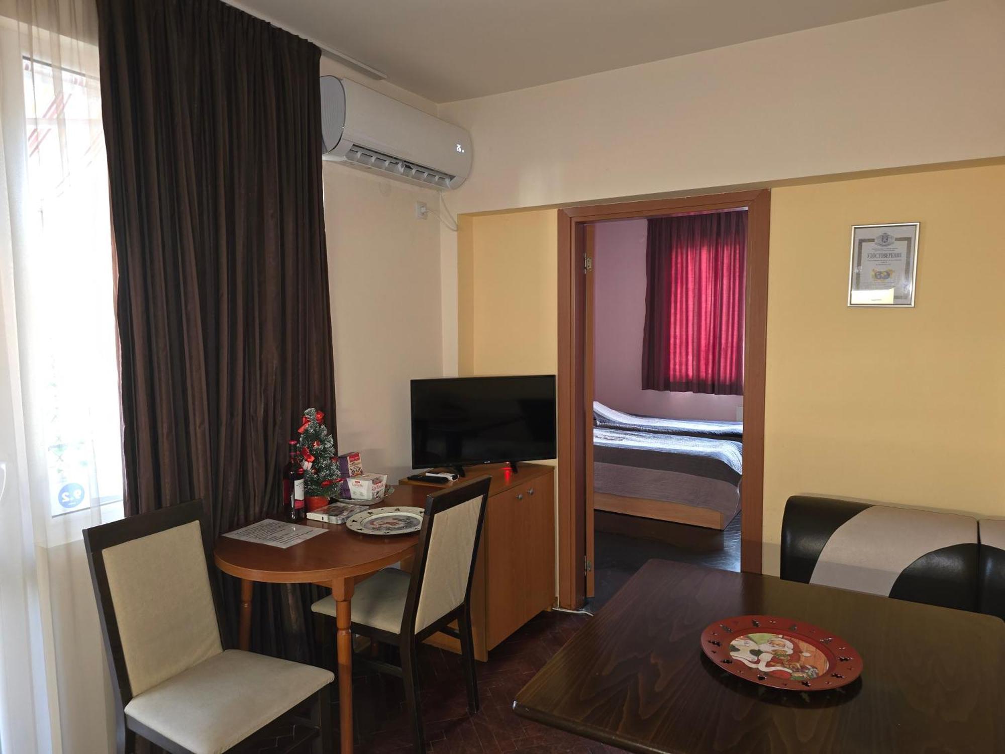 Comfort Apartment Vt 大特尔诺沃 外观 照片