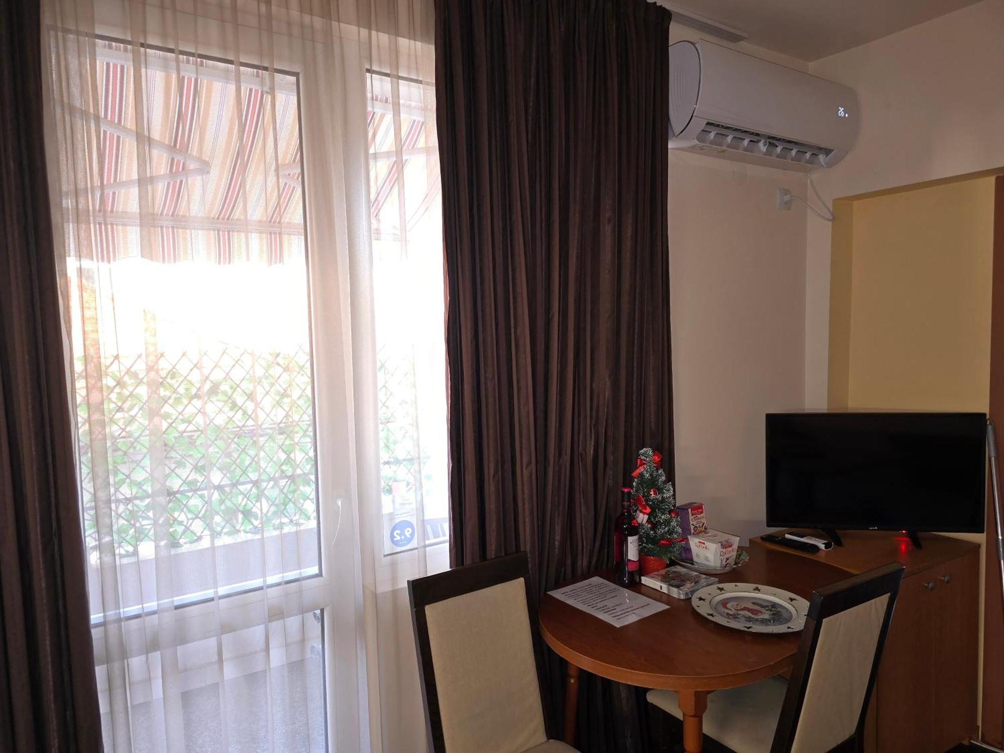 Comfort Apartment Vt 大特尔诺沃 外观 照片