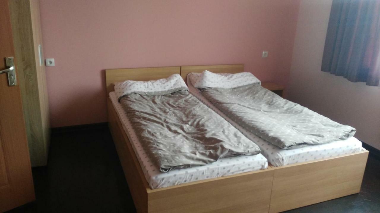 Comfort Apartment Vt 大特尔诺沃 外观 照片