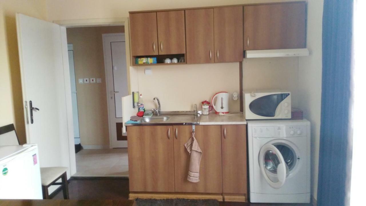 Comfort Apartment Vt 大特尔诺沃 外观 照片
